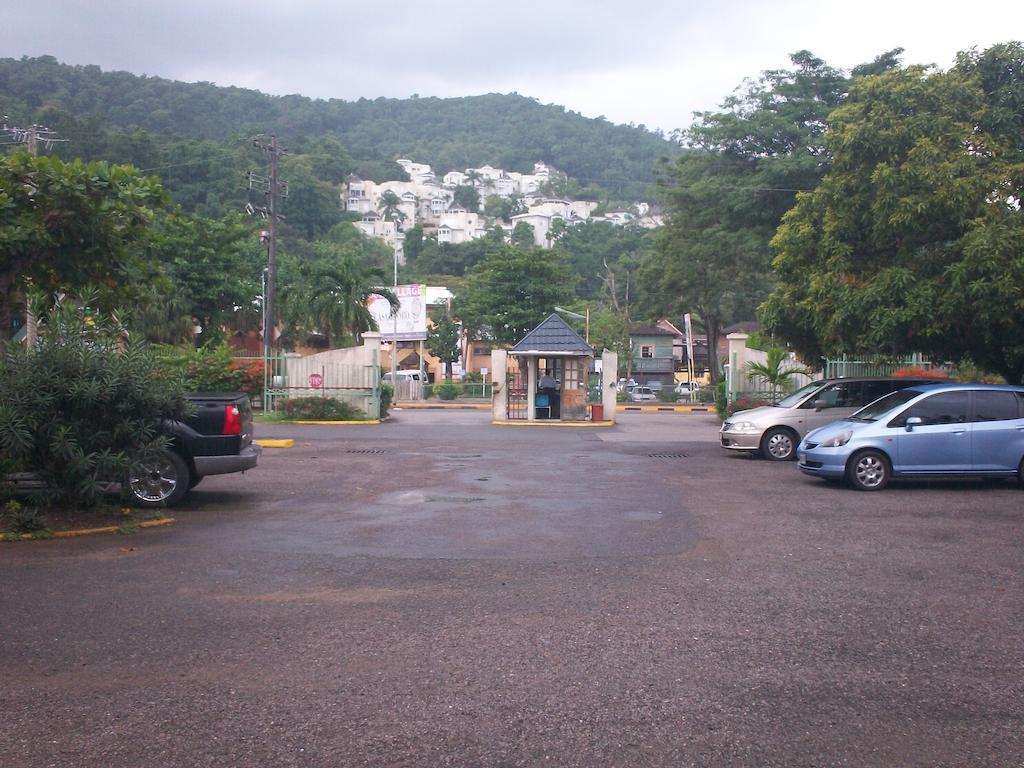 Apartamento Turtle Towers Ocho Ríos Exterior foto
